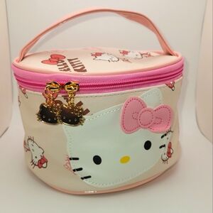 HELLO KITTY Makeup Toiletry Bag NEW